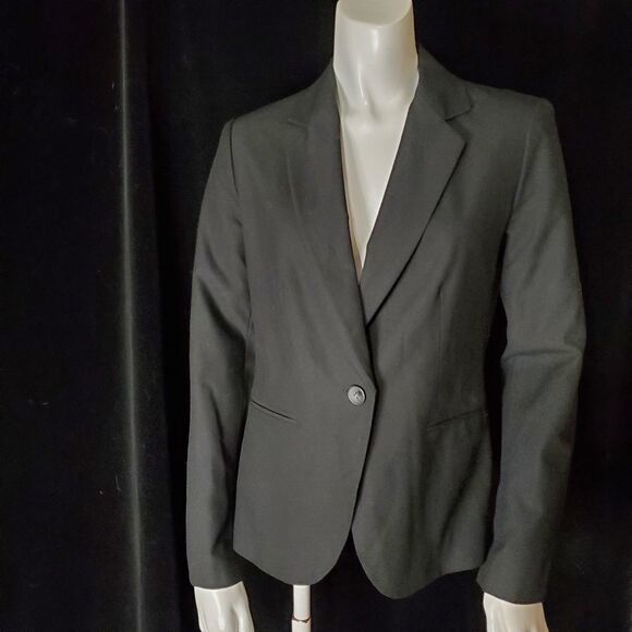 Zara Black Blazer (4) - Picture 2 of 5